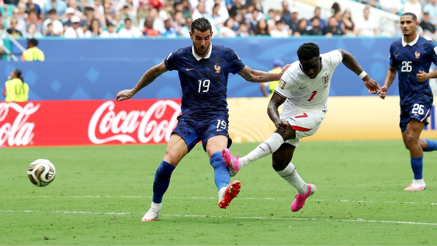 Doblete de Bukayo Saka para el 0-4: Una pesadilla para Francia y Mbappé