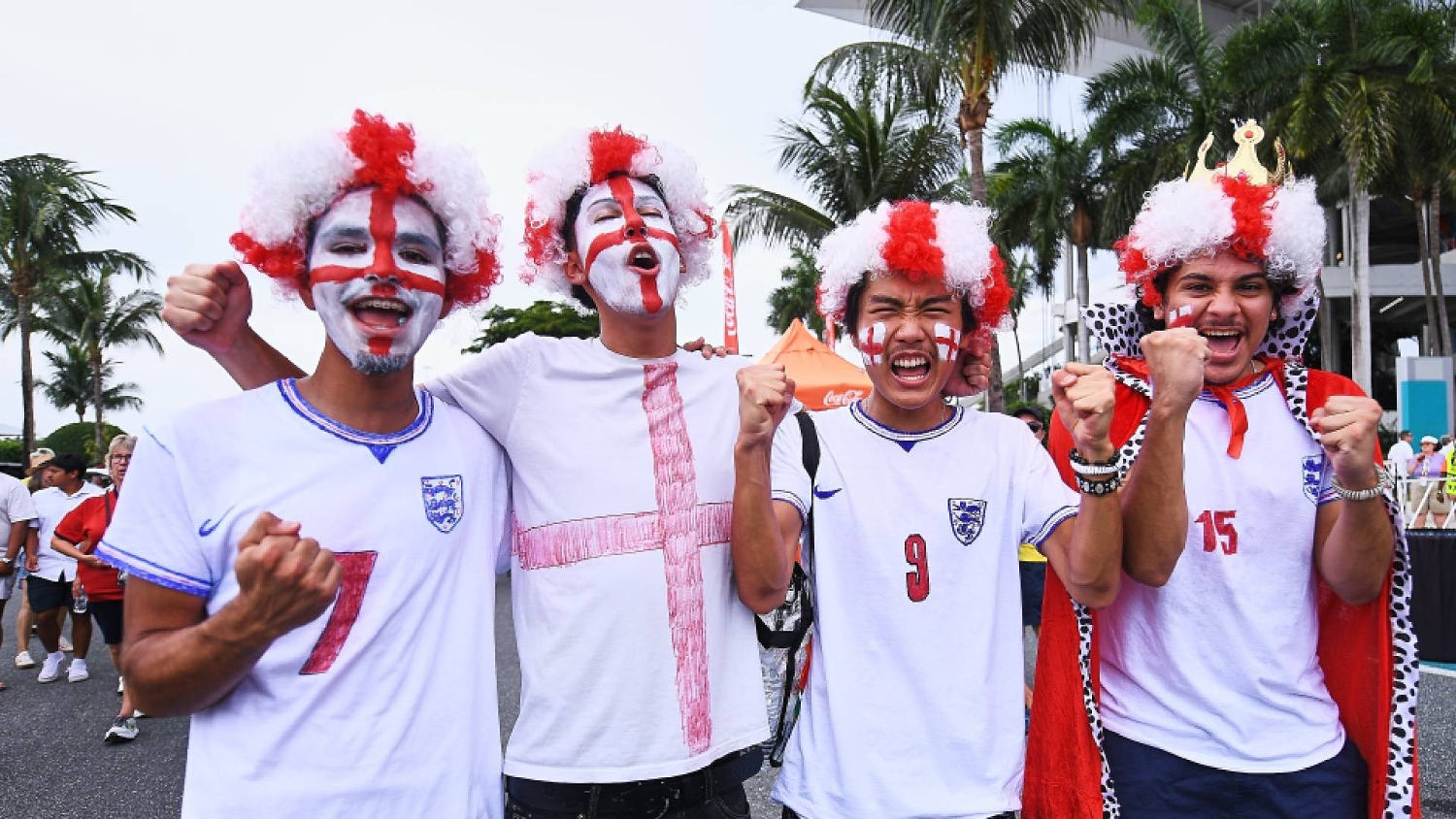 Los Tres Leones rugen en Miami y los ingleses están convirtiendo el ambiente en una fiesta