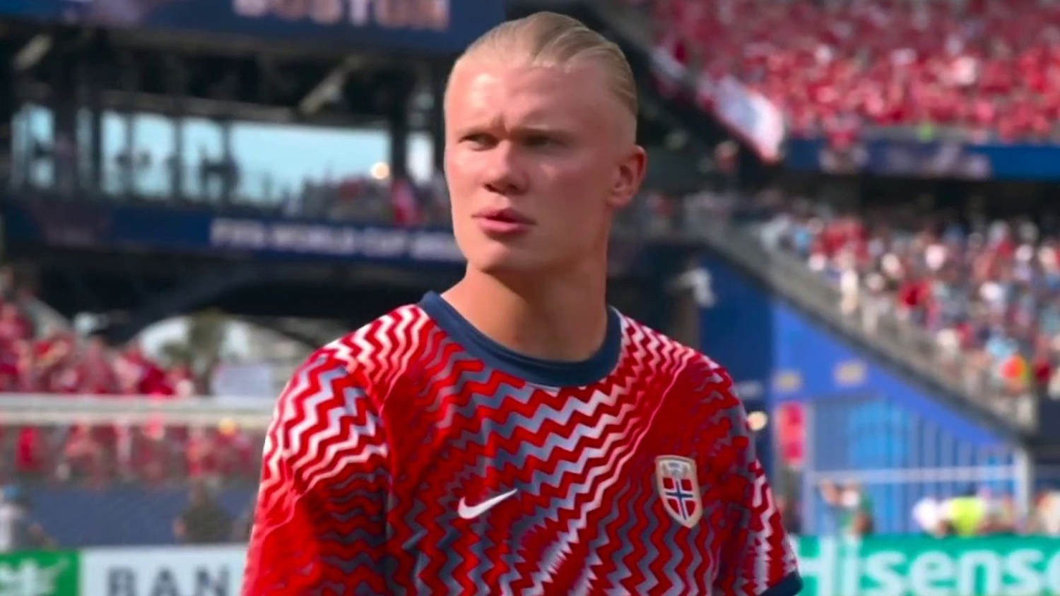 Haaland encabeza el saludo de los jugadores de Noruega a la afición: ¡Todos querían verlo!