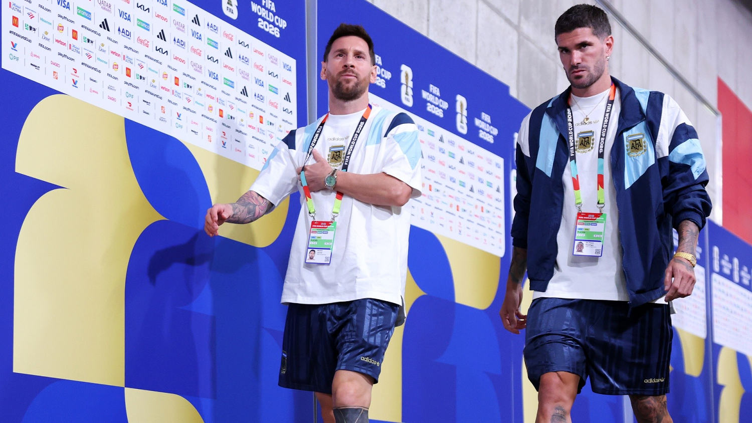Conexión Mundial | Messi y Argentina reconocen la cancha a minutos del debut mundialista