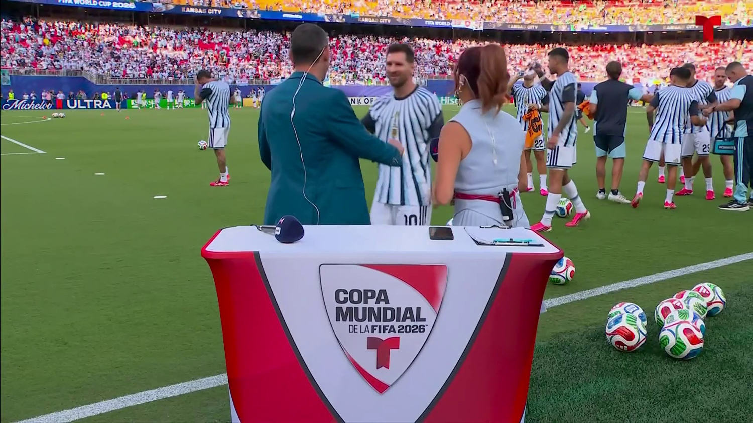 Pasión Mundial | Messi fue a saludar a Maxi Rodríguez y lo puso nervioso