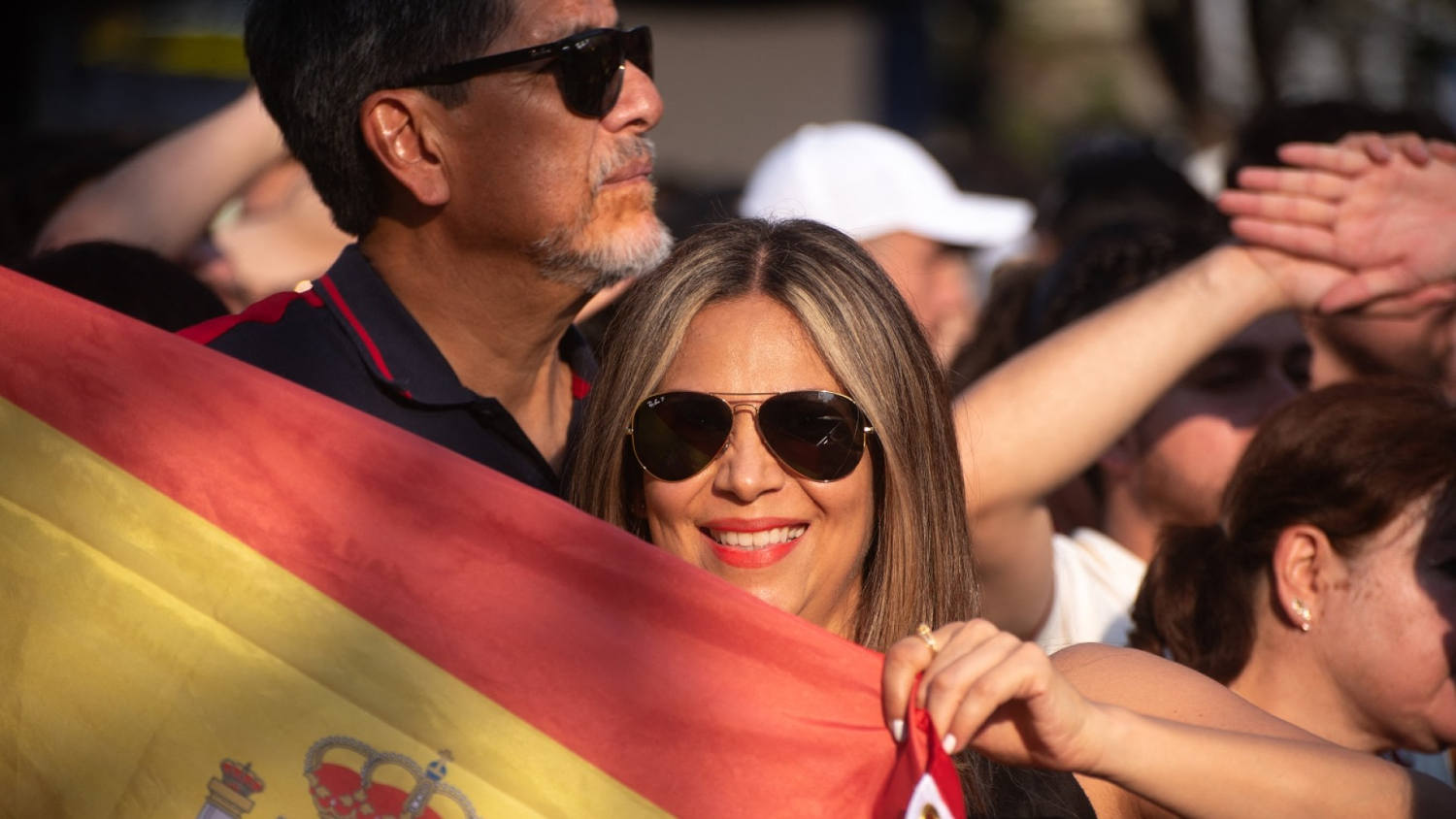Vida o muerte: Así fue la fiesta y la desgracia de la afición en una jornada clave del Mundial