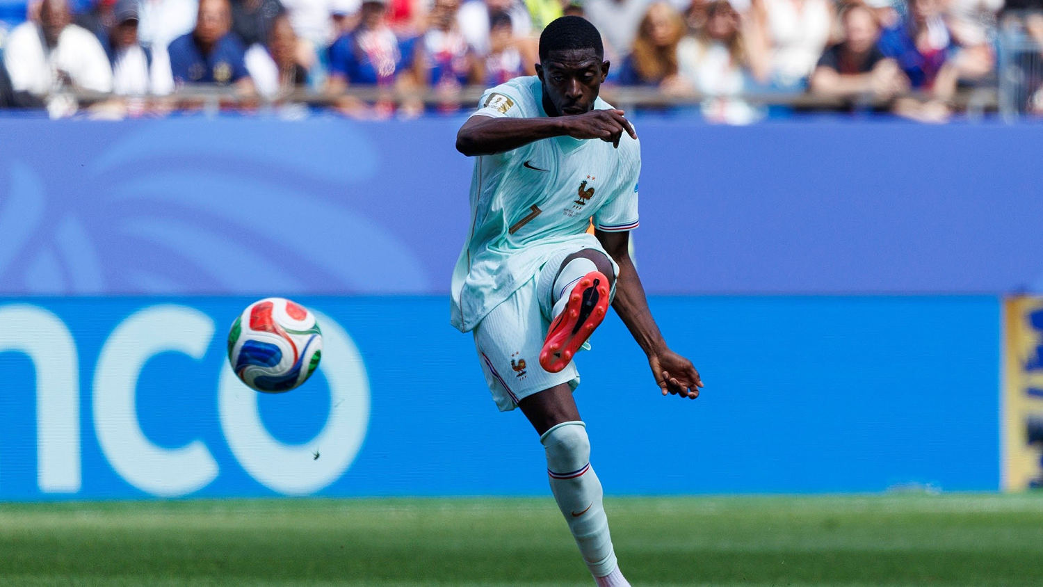 Francia golea a Noruega con triplete de Dembélé y España elimina a Uruguay