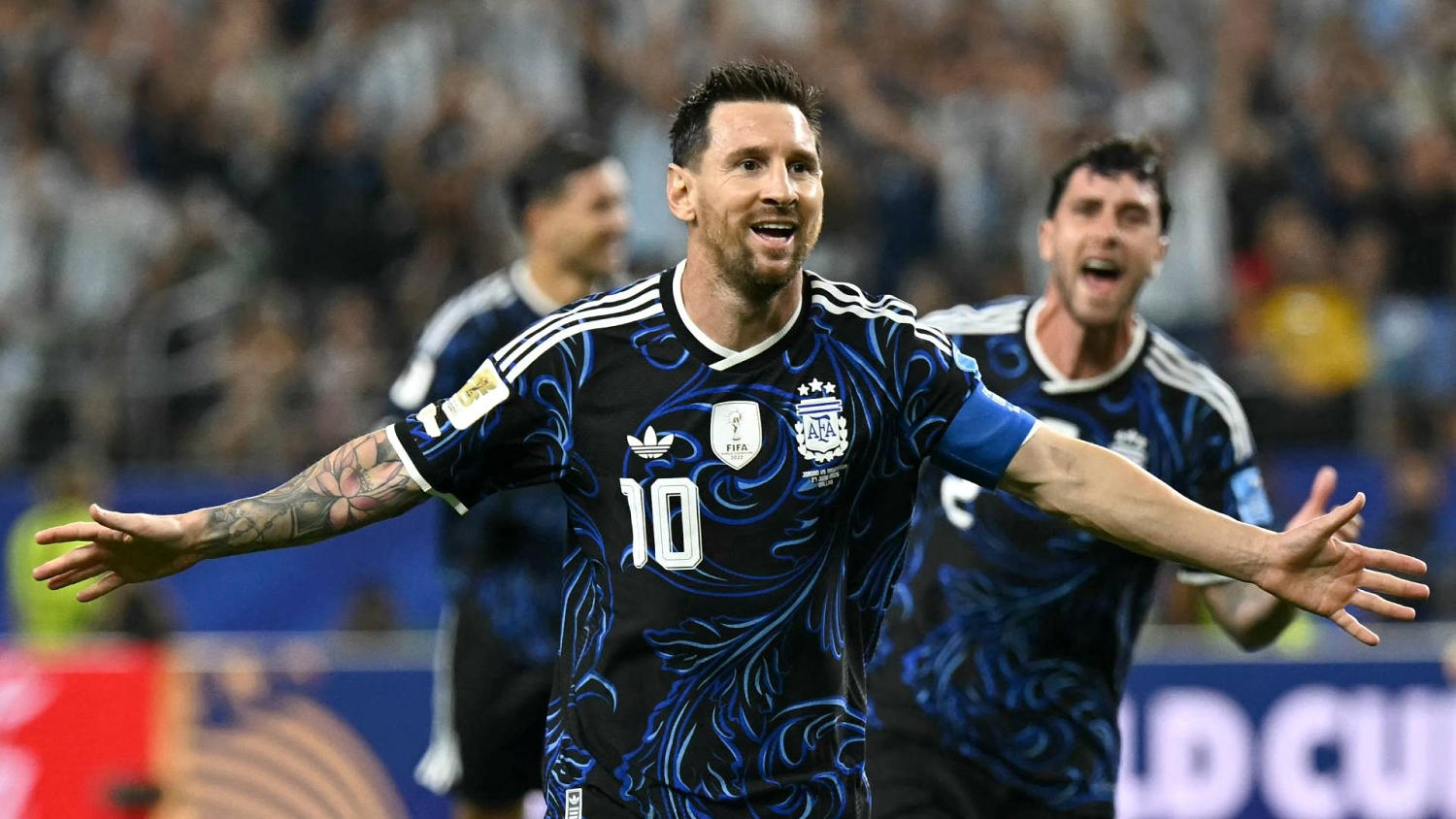 ¡Golazo de Messi! El 10 firma otra genialidad de tiro libre con Argentina y suma seis en el Mundial