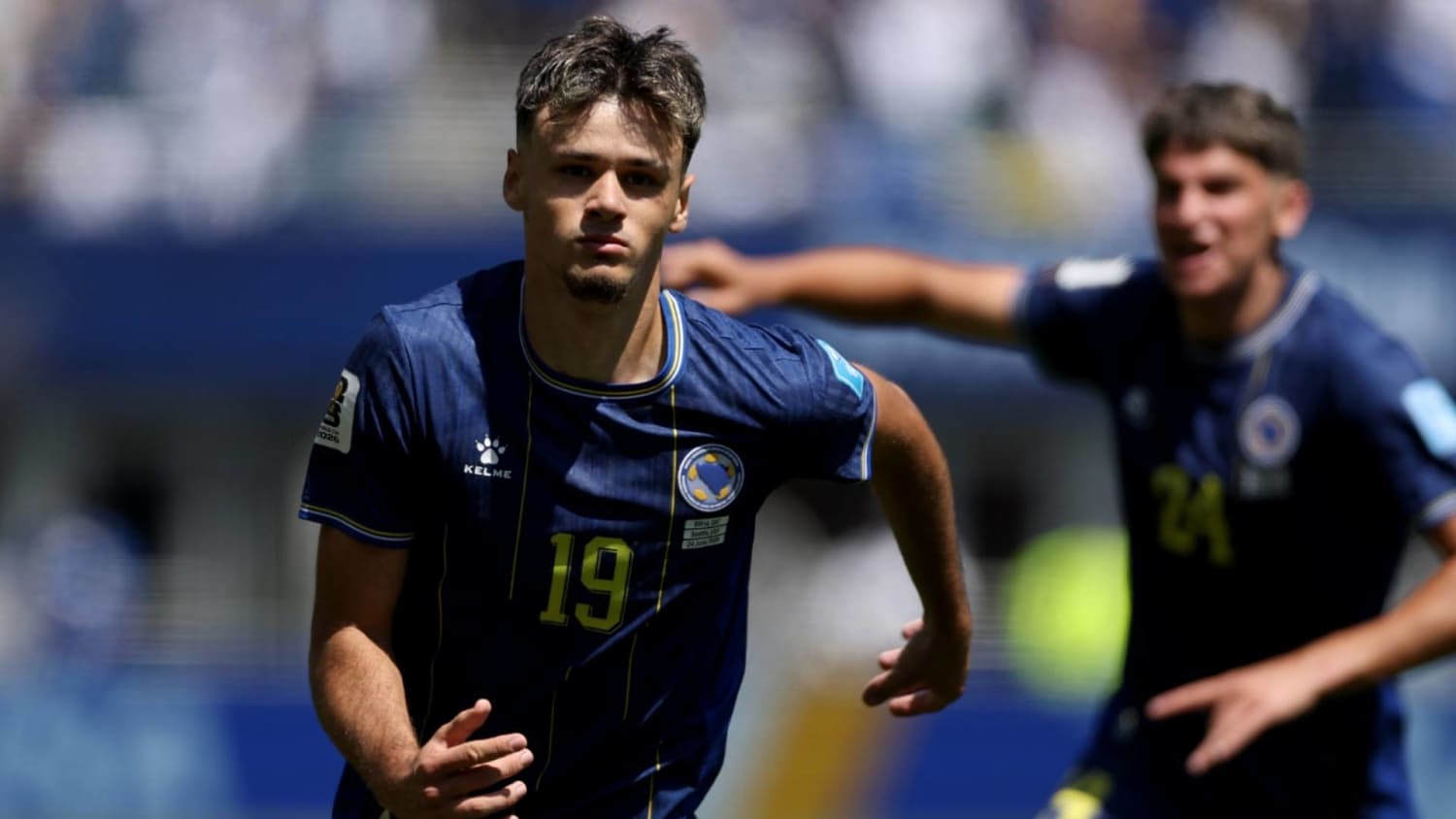 Kerim Alajbegovic da la ventaja a Bosnia y Herzegovina con un riflazo de pierna derecha
