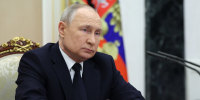 Putin says Russia will store nuclear weapons in Belarus near Ukraine