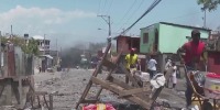 Hundreds of Haitians cross into Dominican Republic as crisis continues