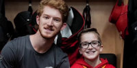 Young hockey fan meets his hockey hero after viral moment