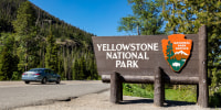 An entrance to Yellowstone National Park, Wy.