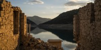 Abandoned buildings of the sunken village of Kallio in western Greece have recently re-emerged after the level of the artificial lake of Mornos, Athens' main reservoir, dropped considerably due to a prolonged drought. 