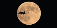 Hunter's Supermoon rises over San Francisco Bay