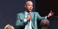 Darryl Strawberry Preaches at a Church on Long Island