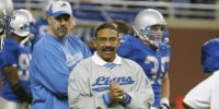 DETROIT- NOVEMBER 28:  Special assistance-offense coach Sherman Lewis of the Detroit Lions watches his team play the New England Patriots on November 28, 2002 at Ford Field in Detroit, Michigan. The Patriots won 20-12. (Photo by Tom Pidgeon/Getty Images)