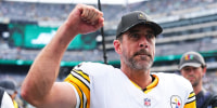 On this special edition of PFT PM, Mike Florio reacts to the news of Aaron Rodgers reportedly agreeing to a one-year deal to return to the Pittsburgh Steelers, explaining that both sides 'needed each other.'