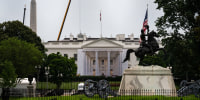 White House exterior.
