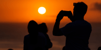 SPAIN-ASTRONOMY-SUNSET-LEISURE