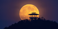 Blood Moon Observed Across China