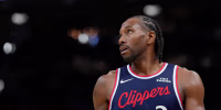 MILWAUKEE, WISCONSIN - MARCH 29: Kawhi Leonard #2 of the Los Angeles Clippers looks on against the Milwaukee Bucks during the second quarter at Fiserv Forum on March 29, 2026 in Milwaukee, Wisconsin. NOTE TO USER: User expressly acknowledges and agrees that, by downloading and or using this photograph, User is consenting to the terms and conditions of the Getty Images License Agreement. (Photo by Patrick McDermott/Getty Images)