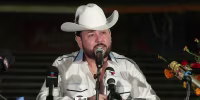 Roberto Tapia revela qué lo alejó de los escenarios