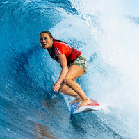 Carissa Moore surfing