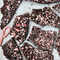 3-ingredient peppermint bark