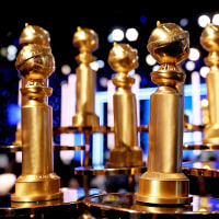 Golden Globes statues.