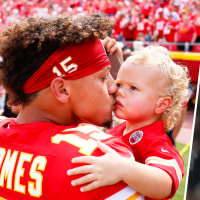 Patrick Mahomes of the Kansas City Chiefs with his daughter  / Nick Foles of the Philadelphia Eagles with his daughter