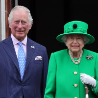Queen Elizabeth II and Prince Charles, Prince of Wales on the balcony of Buckingham Palace during the Platinum Jubilee Pageant on June 05, 2022 in London, England.