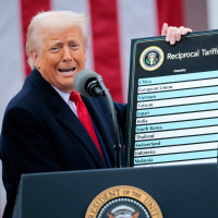 Image: President Trump Holds "Make America Wealthy Again Event" In White House Rose Garden
