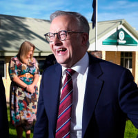 Australian Prime Minister visits Winthrop Primary School on May 1, 2025 in Perth.
