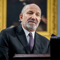 Howard Lutnick.