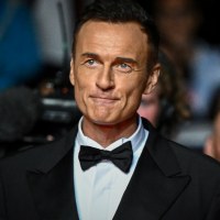 Julian McMahon.