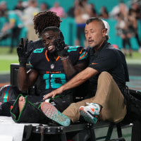 MIAMI GARDENS, FL - SEPTEMBER 29: Miami Dolphins wide receiver Tyreek Hill (10) leaves the field by cart after an injury during the game between the New York Jets and the Miami Dolphins on Monday, September 29, 2025 at Hard Rock Stadium in Miami, FL (Photo by Peter Joneleit/Icon Sportswire via Getty Images)