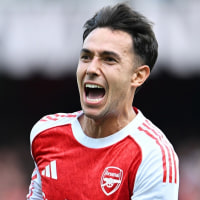 Rebecca Lowe, Tim Howard, and Robbie Mustoe share their takeaways from Arsenal's comfortable 3-0 win against Nottingham Forest at the Emirates to kickoff Matchweek 4.