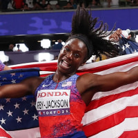 The U.S. team comprised of Bryce Deadmon, Lynna Irby-Jackson, Jenoah McKiver, and Alexis Holmes ran a championship-record time of 3:08.80 to win the mixed 4x400m world title in Tokyo ahead of the Netherlands and Belgium.