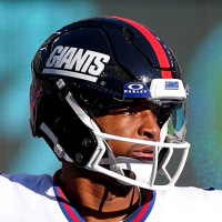 EAST RUTHERFORD, NEW JERSEY - NOVEMBER 16: Jameis Winston #19 of the New York Giants looks to pass during the first half against the Green Bay Packers at MetLife Stadium on November 16, 2025 in East Rutherford, New Jersey. (Photo by Al Bello/Getty Images)