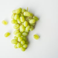 fruits with flavanols grapes