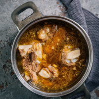 Homemade beef bone broth, rich on collagen, amino acids and proteins.