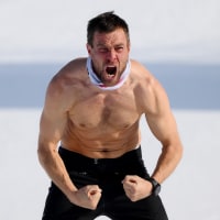 Image: Snowboard - Milano Cortina 2026 Winter Olympics: Day 2