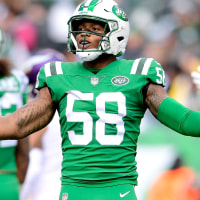 EAST RUTHERFORD, NJ - OCTOBER 21: Darron Lee #58 of the New York Jets reacts against the Minnesota Vikings at MetLife Stadium on October 21, 2018 in East Rutherford, New Jersey. The Vikings defeated the Jets 37-17. (Photo by Steven Ryan/Getty Images)