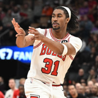 Feb 5, 2026; Toronto, Ontario, CAN; Chicago Bulls guard Jaden Ivey (31) passes against the Toronto Raptors in the second half at Scotiabank Arena. Mandatory Credit: Dan Hamilton-Imagn Images