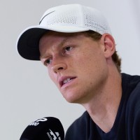 ROME, ITALY - MAY 07: Jannik Sinner of Italy speaks during a press conference during the Internazionali BNL D'Italia 2026 at Foro Italico on May 07, 2026 in Rome, Italy. (Photo by Emmanuele Ciancaglini/Ciancaphoto Studio/Getty Images)
