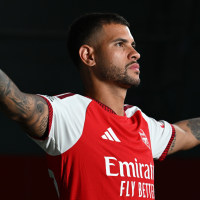 LONDON COLNEY, ENGLAND - AUGUST 08: Bruno Guimaraes signs for Arsenal at Sobha Realty Training Centre on August 08, 2026 in London Colney, England. (Photo by David Price/Arsenal FC via Getty Images)