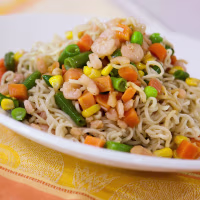 Camila Alves shares her 5 ingredients under $5 Ramen Stir-fry