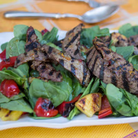 CAMILA ALVES STEAK: Camila Alves' Brazilian Steak Salad