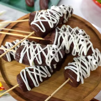 Katie Lee Biegel's Frozen Chocolate Banana Mummies