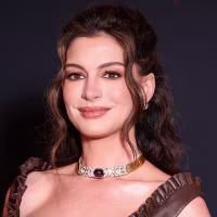 Anne Hathaway.