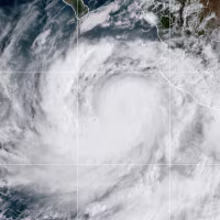 Tropical Pacific moisture drenches central US as another Pacific hurricane forms