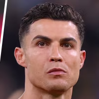 Image: A dual-composite of images of Jorge Jesus and Ronaldo.