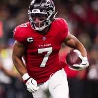 NEW ORLEANS, LOUISIANA - OCTOBER 05: Bijan Robinson #7 of the Atlanta Falcons runs the ball during the third quarter of a game against the New Orleans Saints at Caesars Superdome on October 05, 2026 in New Orleans, Louisiana. (Photo by Logan Bowles/Getty Images)